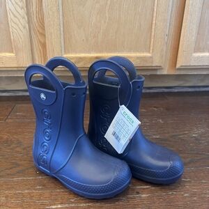 NWT CROCS Kids Navy Rain Boots